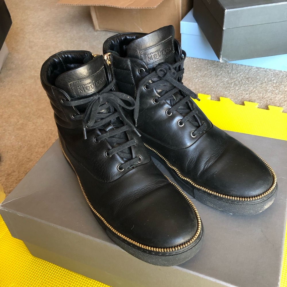 McQueen men”s shoes